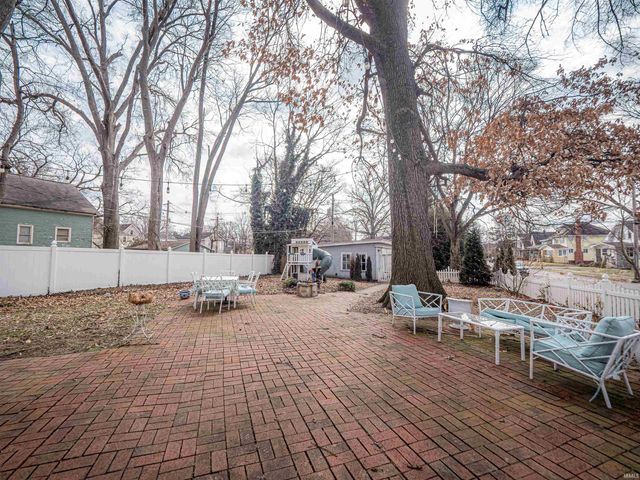 1403 SE Second St Street, Evansville, IN 47713