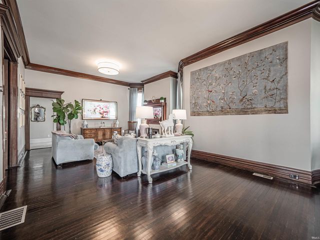 1403 SE Second St Street, Evansville, IN 47713