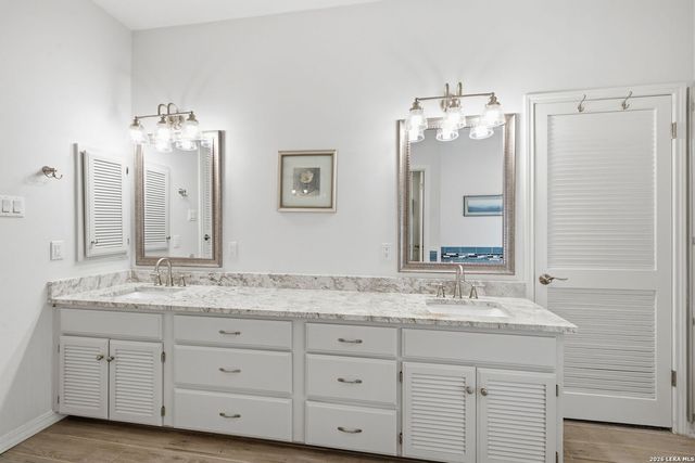 13102 Hunters Ledge, San Antonio, TX 78230