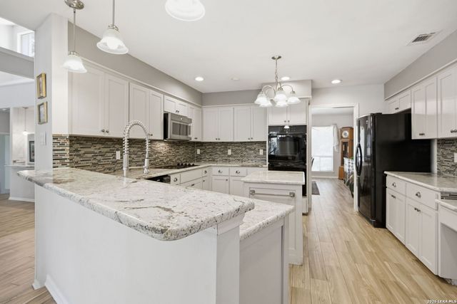 13102 Hunters Ledge, San Antonio, TX 78230