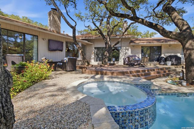 13102 Hunters Ledge, San Antonio, TX 78230