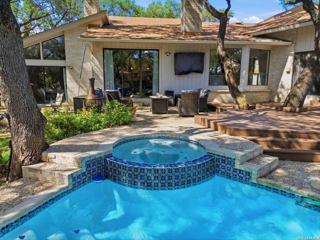 13102 Hunters Ledge, San Antonio, TX 78230