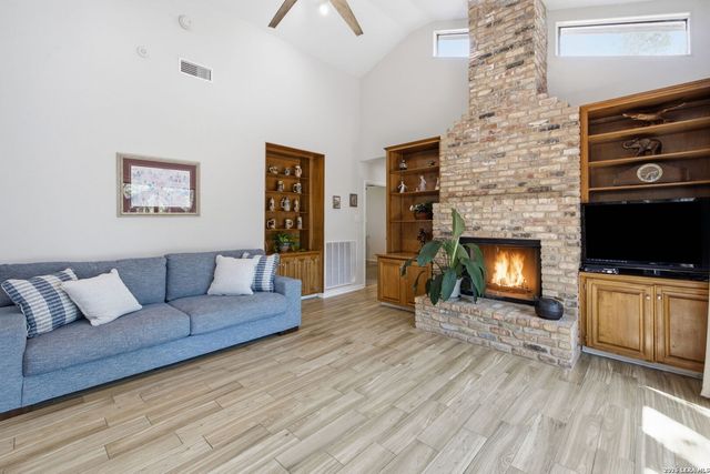 13102 Hunters Ledge, San Antonio, TX 78230