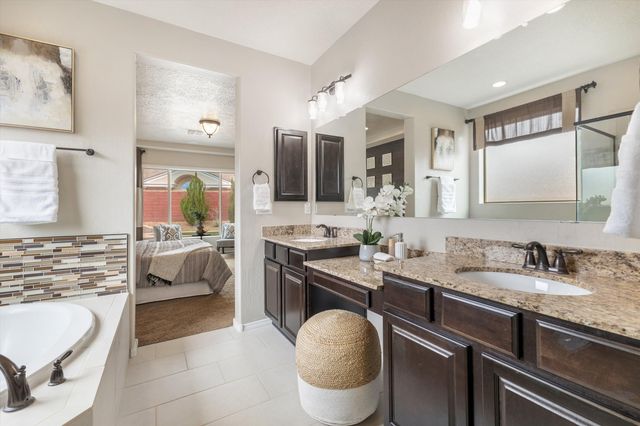 3411 Llano Vista Loop NE, Rio Rancho, NM 87124