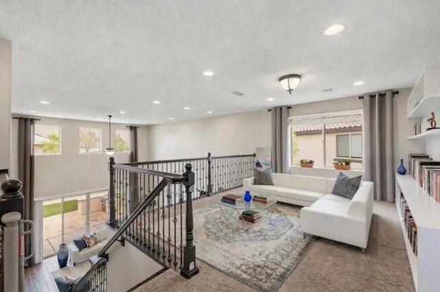 3411 Llano Vista Loop NE, Rio Rancho, NM 87124