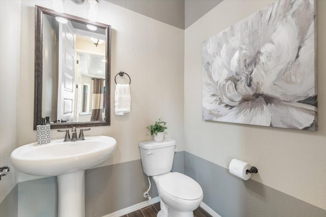 3411 Llano Vista Loop NE, Rio Rancho, NM 87124