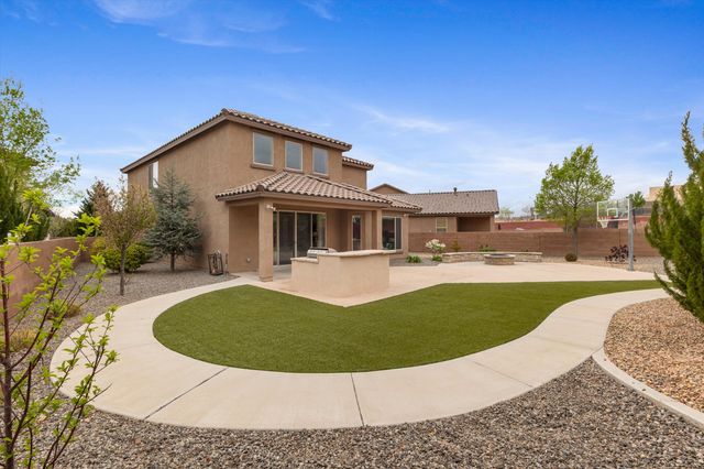 3411 Llano Vista Loop NE, Rio Rancho, NM 87124