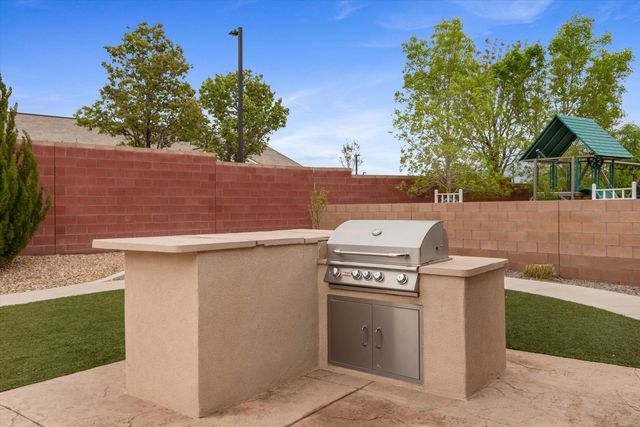 3411 Llano Vista Loop NE, Rio Rancho, NM 87124