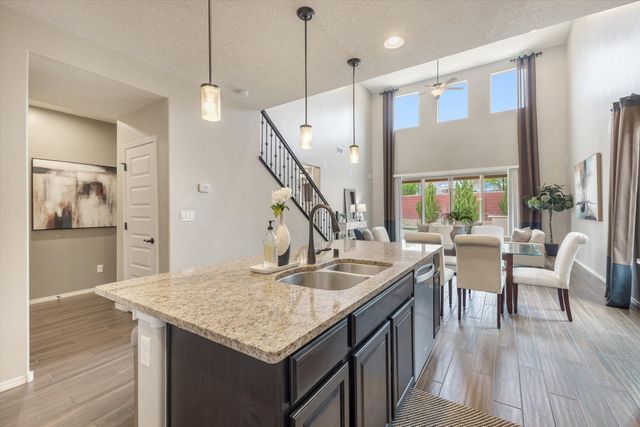 3411 Llano Vista Loop NE, Rio Rancho, NM 87124