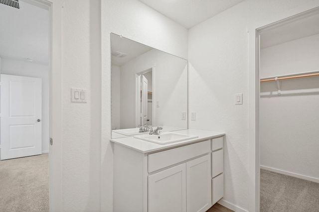 2413 Legends CRK, New Braunfels, TX 78130