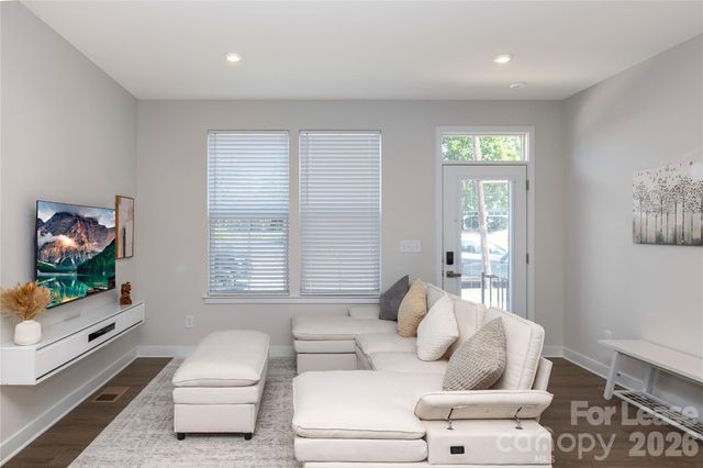 4820 Chastain Avenue, Charlotte, NC 28217