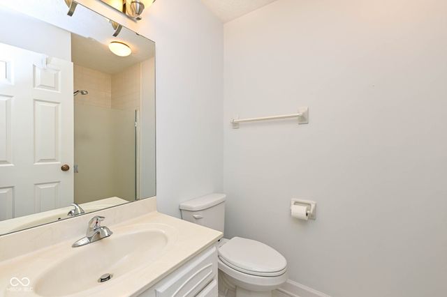 5262 Whisperwood Lane 258, Indianapolis, IN 46226