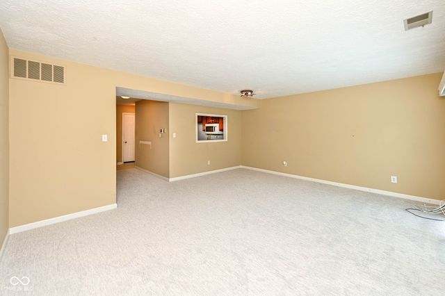5262 Whisperwood Lane 258, Indianapolis, IN 46226