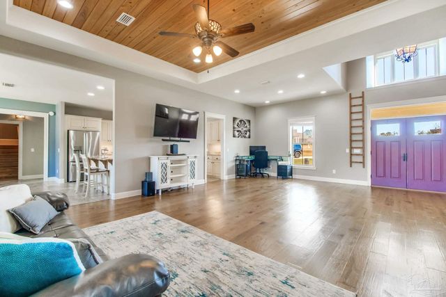 4940 Palmer Ridge Dr, Milton, FL 32570