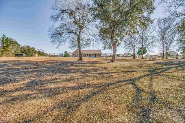 4940 Palmer Ridge Dr, Milton, FL 32570