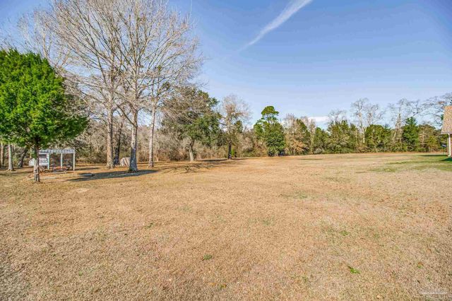 4940 Palmer Ridge Dr, Milton, FL 32570