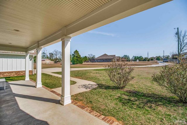 4940 Palmer Ridge Dr, Milton, FL 32570