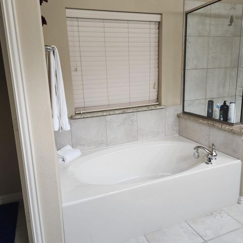 10082 Drawbridge Drive, Frisco, TX 75035