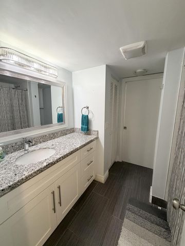 1400 NW 9th Avenue D-28, Boca Raton, FL 33486