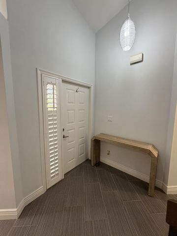 1400 NW 9th Avenue D-28, Boca Raton, FL 33486