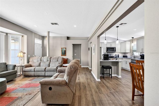 902 NE 130TH TERRACE, Silver Springs, FL 34488