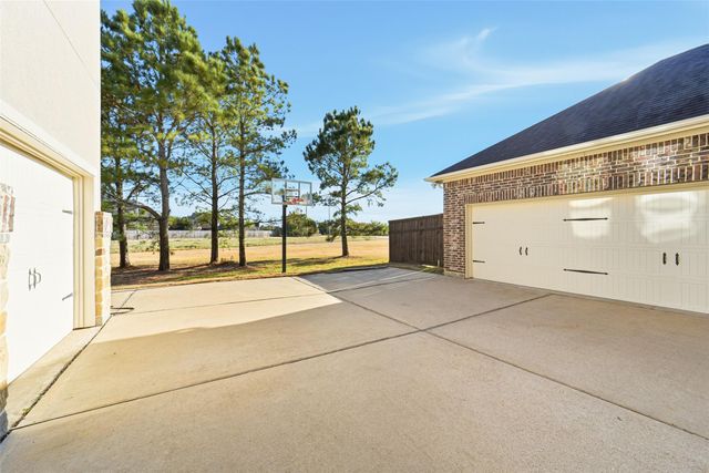 5614 Wimberly Briar Lane, Fulshear, TX 77441