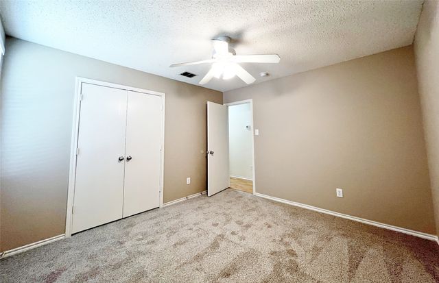 16556 Jasmine Springs Drive, Fort Worth, TX 76247