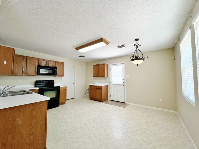 16556 Jasmine Springs Drive, Fort Worth, TX 76247
