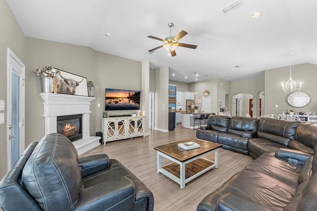 4731 Trickle Creek Court, Fulshear, TX 77441