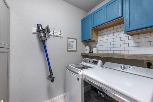 4731 Trickle Creek Court, Fulshear, TX 77441