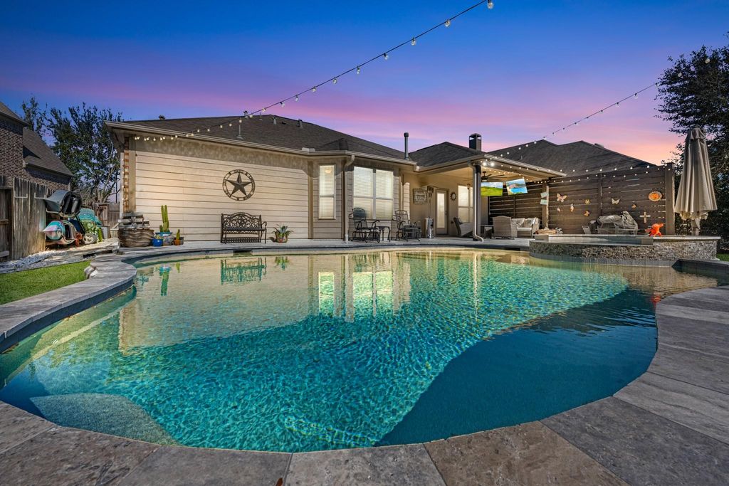 4731 Trickle Creek Court, Fulshear, TX 77441