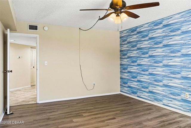 925 N Halifax Ave Apt 103, Daytona Beach, FL 32118