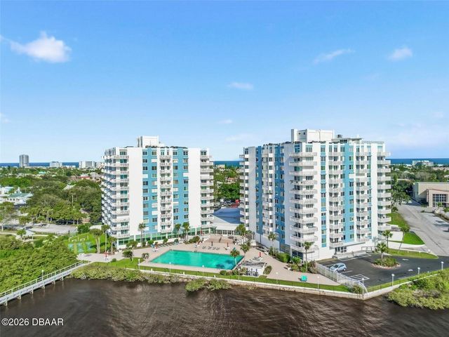 925 N Halifax Ave Apt 103, Daytona Beach, FL 32118