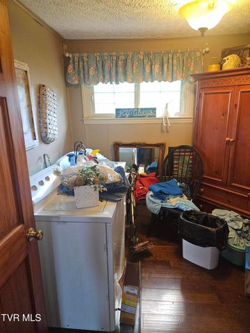 150 Tyrone Street, Dungannon, VA 24245