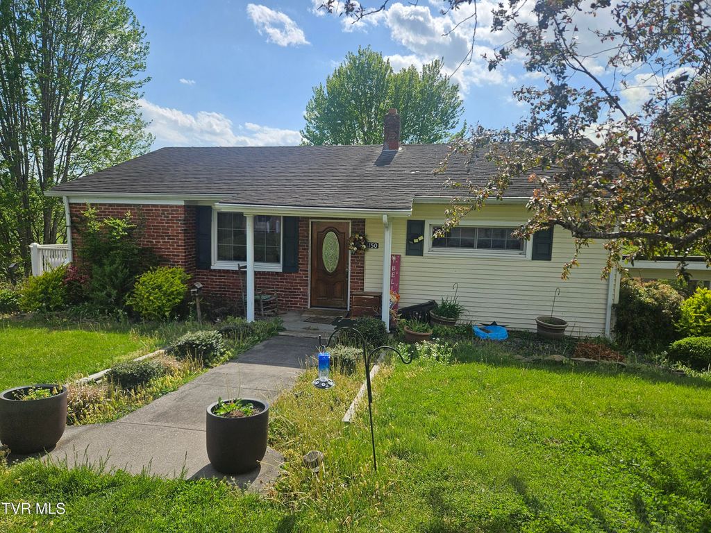 150 Tyrone Street, Dungannon, VA 24245