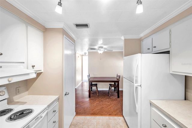 4851 W GANDY BOULEVARD B6 L3, Tampa, FL 33611