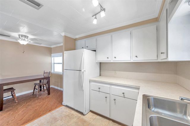 4851 W GANDY BOULEVARD B6 L3, Tampa, FL 33611