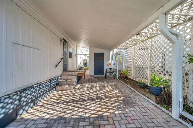 4851 W GANDY BOULEVARD B6 L3, Tampa, FL 33611