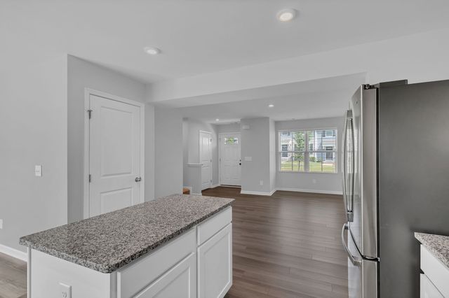 2935 Winterberry Dr Unit 12, Nashville, TN 37207