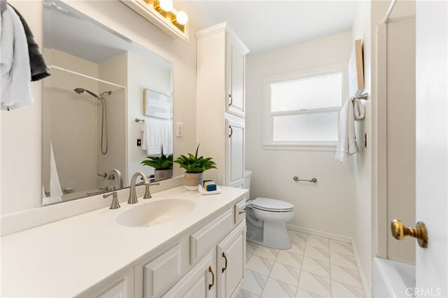 816 Sherwood Street, Redlands, CA 92373