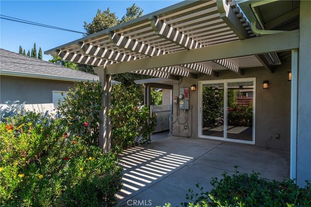 816 Sherwood Street, Redlands, CA 92373