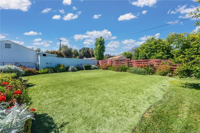 816 Sherwood Street, Redlands, CA 92373