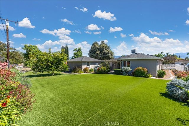 816 Sherwood Street, Redlands, CA 92373