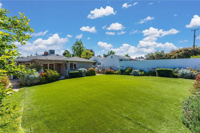 816 Sherwood Street, Redlands, CA 92373