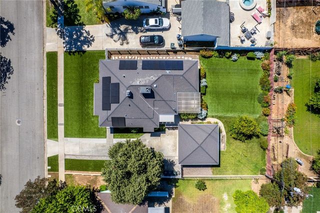 816 Sherwood Street, Redlands, CA 92373