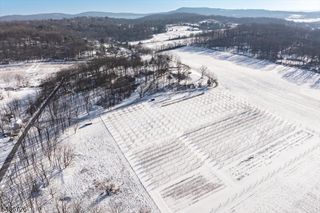 63 Valley Crest Rd, Clinton Twp., NJ 08833