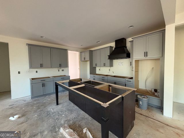 131 Hawthorne Lane, Forsyth, GA 31029