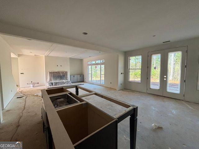 131 Hawthorne Lane, Forsyth, GA 31029