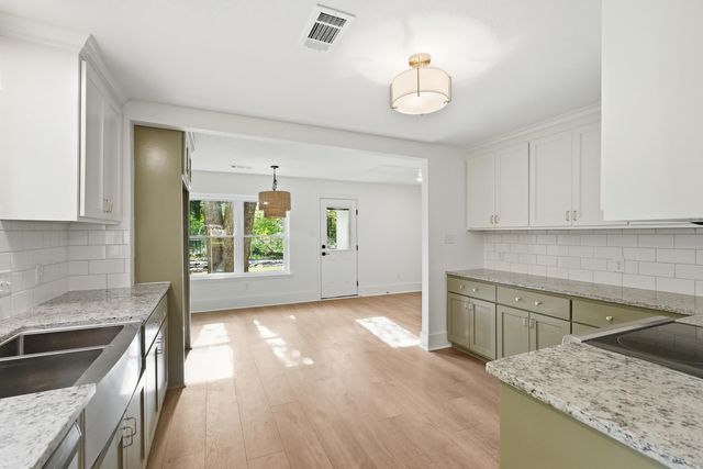 234 Conway Boulevard, Conway, AR 72034