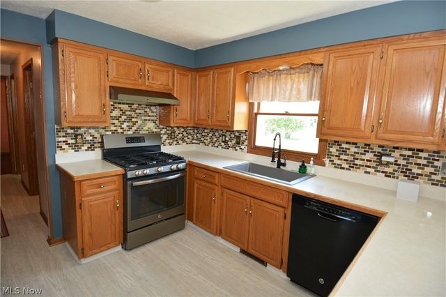 3285 Lester Road, Medina, OH 44256